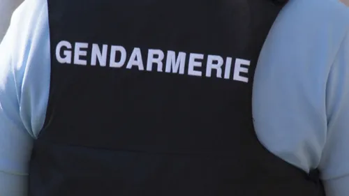 Accident de bus près du Mans : les deux chauffeurs placés en garde...