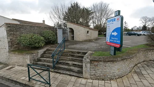 Alcoolisé, il confond la sortie du parking avec des escaliers