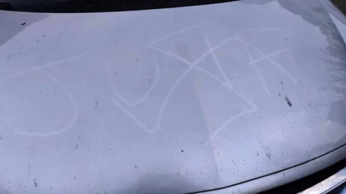 Loire-Atlantique : une croix gammée et l’inscription "juif" taguées...