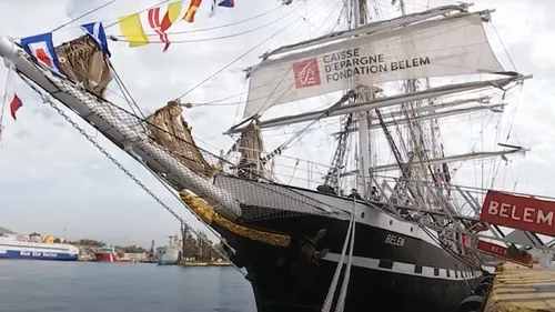 JO 2024 : cap sur Marseille pour la flamme olympique à bord du Belem