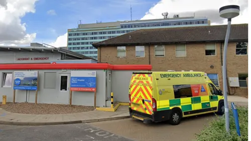 Après une erreur de l’hôpital, elle se réveille chez un inconnu 