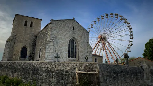 Insolite : une grande roue en plein bocage vendéen 
