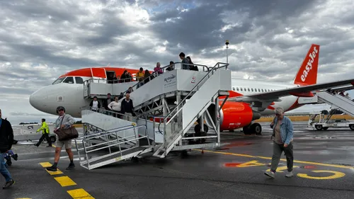 "On continue notre marche en avant", 3 nouvelles destinations...