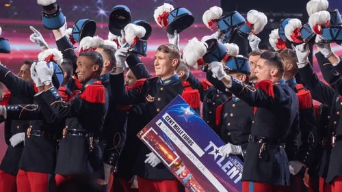 Le chœur de Saint-Cyr remporte la 16ème saison de « La France a un...