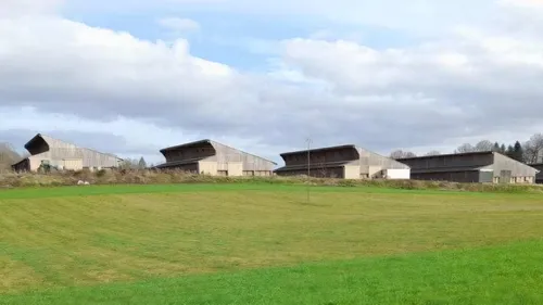 Le préfet de la Haute-Vienne valide un projet de mégaferme