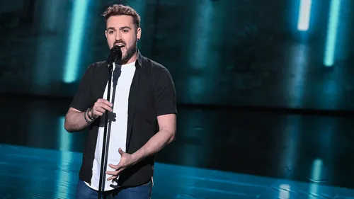 The Voice : la voix de Thomas séduit les coachs