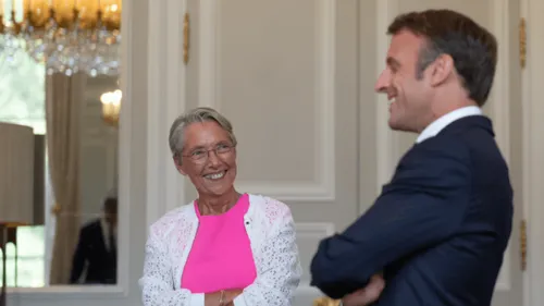 Remaniement ministériel : Elisabeth Borne démissionne