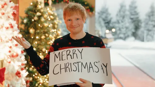 "Merry Christmas" : Ed Sheeran et Elton John dévoilent le teaser de...