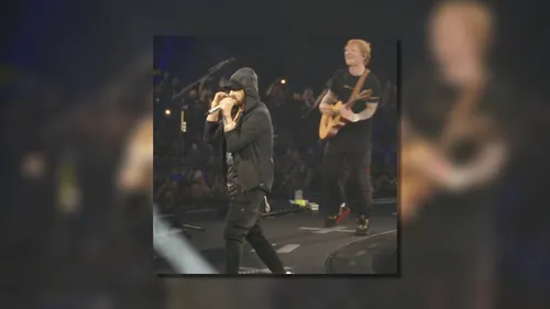 Ed Sheeran surprend ses fans... avec Eminem !