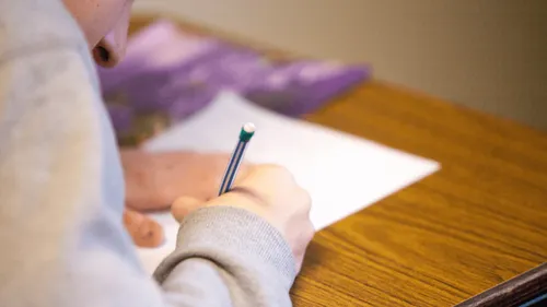 Violences à l'école : vers plus de suivi des élèves en internat et...