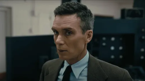 "Oppenheimer" : la première bande-annonce du film de Christopher...