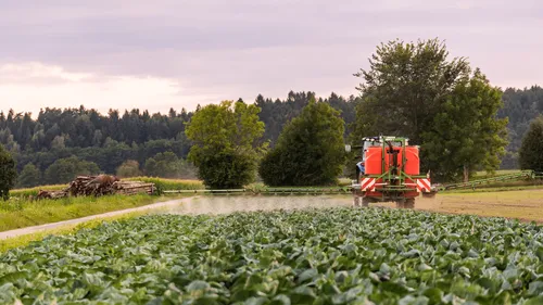 Centre-Val de Loire : une quarantaine de pesticides interdits à...