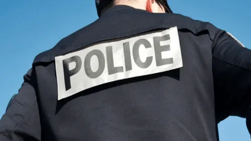 2 policiers percutés dans l'Indre : le passager du fourgon mis en...