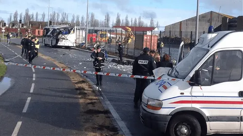 Drame du car de Rochefort : 5 ans de prison requis contre le...