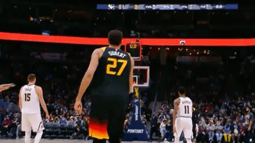 Basket : l'incroyable panier de Rudy Gobert à plus de 20 mètres