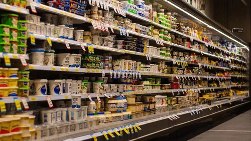 Olivia Grégoire confirme une aide alimentaire de 100 euros pour les...