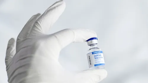 Covid-19 : le vaccin du laboratoire Nantais Valneva autorisé par le...