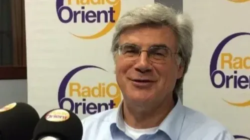 Patrick Le Hyaric : "Bayrou accuse les Français, mais sert les...