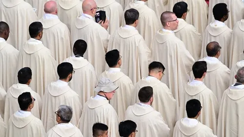 Le monde en deuil : un hommage planétaire au pape François,...