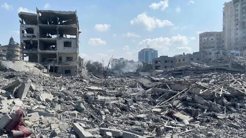 الفلسطينيون في رمضان، بين هدنة هشة ومعاناة مستمرة