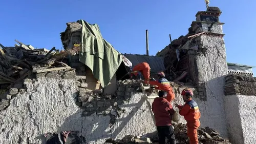 Séisme dévastateur au Tibet : un bilan lourd et des destructions...