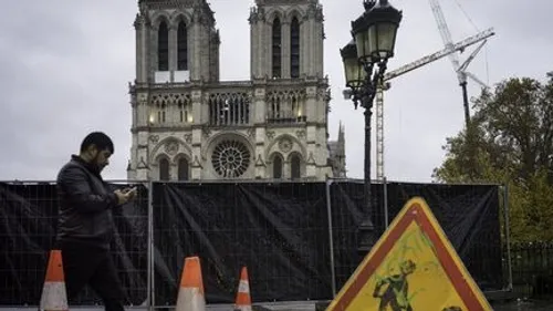 Réouverture imminente de la Cathédrale Notre-Dame de Paris après sa...