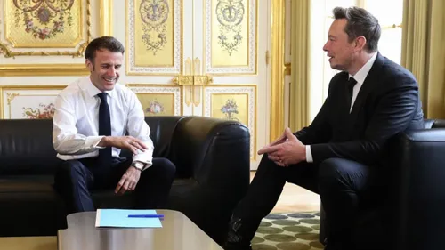 Elon Musk avoue sa grande admiration pour Emmanuel Macron ! (VIDÉO)