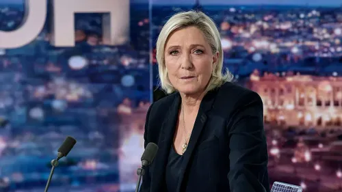 Marine Le Pen se livre sur le décès de son père et leur relation...