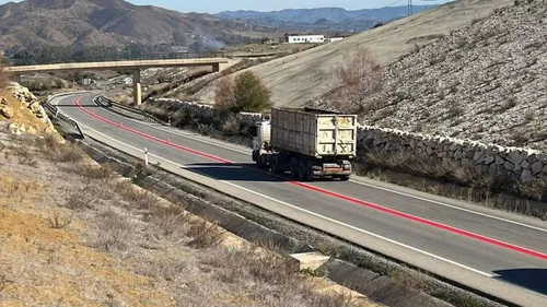 Routes en rouge : l'Espagne teste un marquage innovant pour la...
