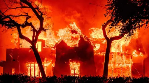Des stars unies pour le concert caritatif FireAid à Los Angeles...