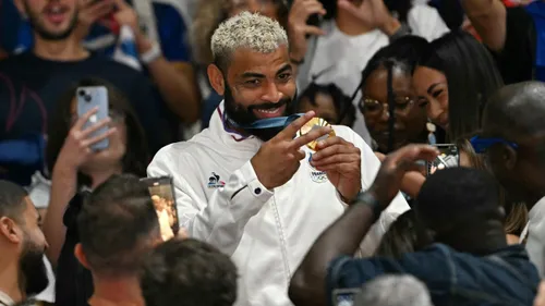 Le rappeur Earvin Ngapeth est champion olympique et double médaillé...