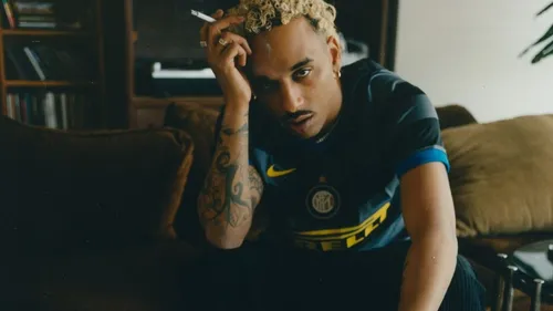 Laylow annonce un retour avec un album pour 2025
