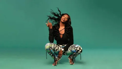 Aya Nakamura s'impose sur Spotify et bat un record incroyable  
