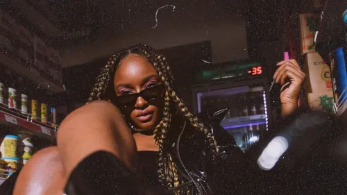 Ayra Starr, séduite par Aya Nakamura et l'argot français