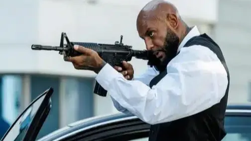 Booba reprend les clashs et tacle violemment Damso et Maes !