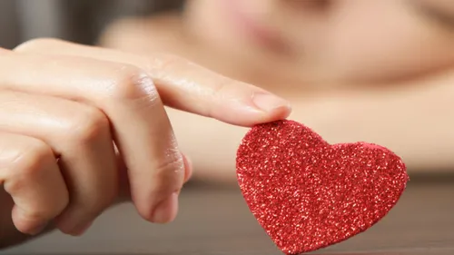 La Saint-Valentin en solo : comment la célébrer de manière agréable ?