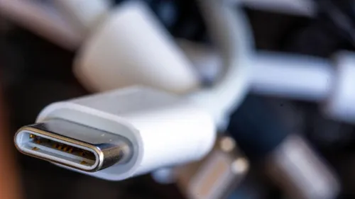 Attention : vos câbles USB-C peuvent contenir des virus