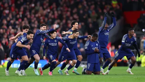 Les rappeurs français en fête après la qualification du PSG en...