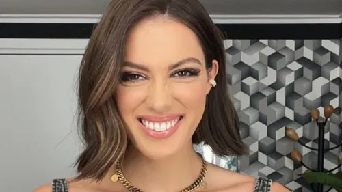 Iris Mittenaere la Miss Univers 2016 fait monter la température en...
