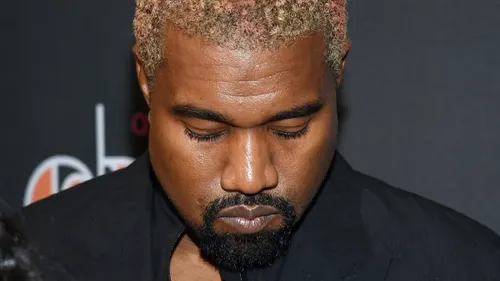 Kanye West : une vidéo de 40 minutes d'excuses pour ses propos...