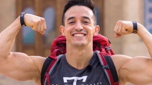 Tibo InShape agressé très violemment à 17 ans : « ils ont pris une...