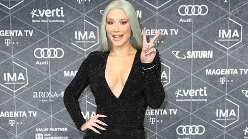OnlyFans : Les demandes déplacées des fans d'Iggy Azalea (vidéo)