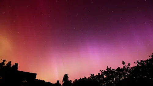 Les magnifiques images des aurores boréales observées en France.