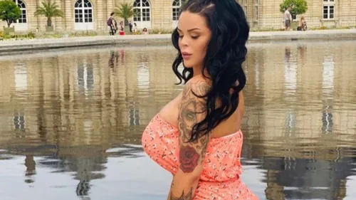 Sarah Fraisou : est-elle de nouveau en couple ?