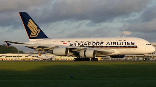 Singapore Airlines va verser 10 000 dollars à des passagers après...