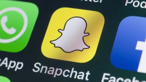 « Snapchat, réseau social de la drogue » : son patron répond à...