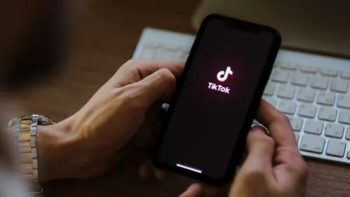 TikTok fait la promotion de l'automutilation ? Une nouvelle...