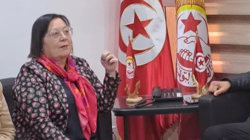 La Tunisie ordonne l’expulsion de la responsable syndicale Esther...
