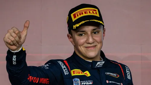 Isack Hadjar : un franco-algérien en Formule 1 en 2025 avec Racing...