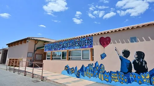 Une femme qui travaillait dans une école, écrouée pour viols sur...